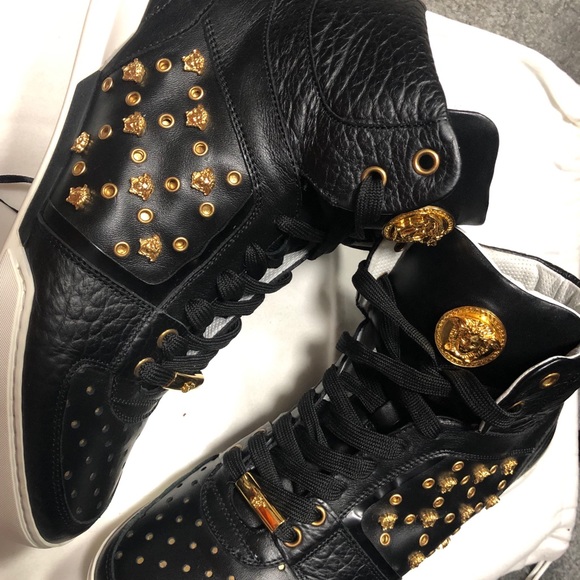 Men’s Versace sneakers- size 39 - Picture 3 of 6